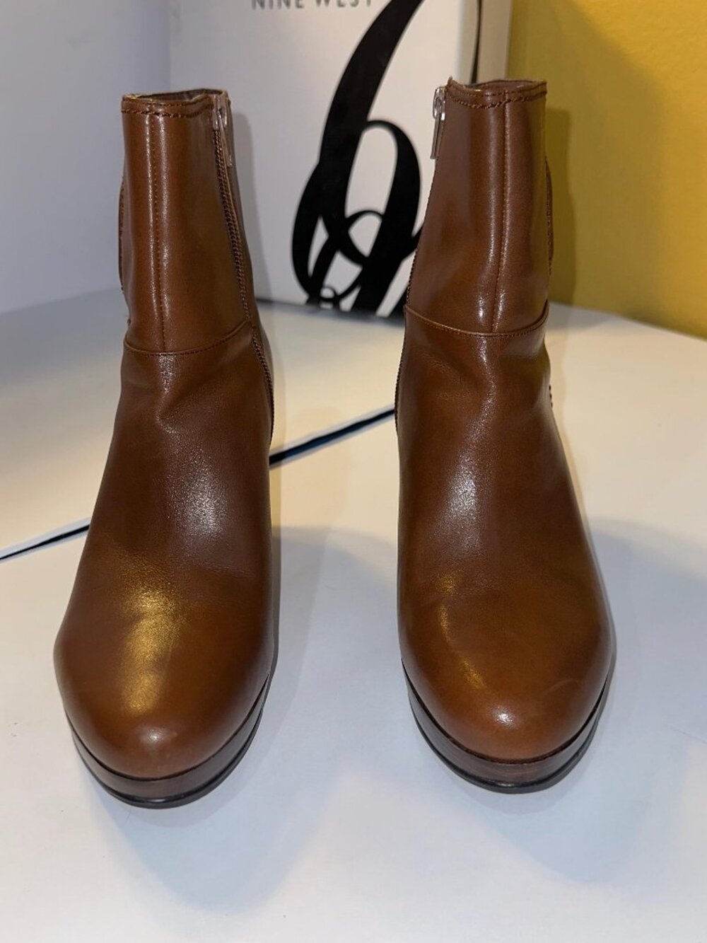 Vintage Nine West Cognac/Brown Ankle Boot Size 9